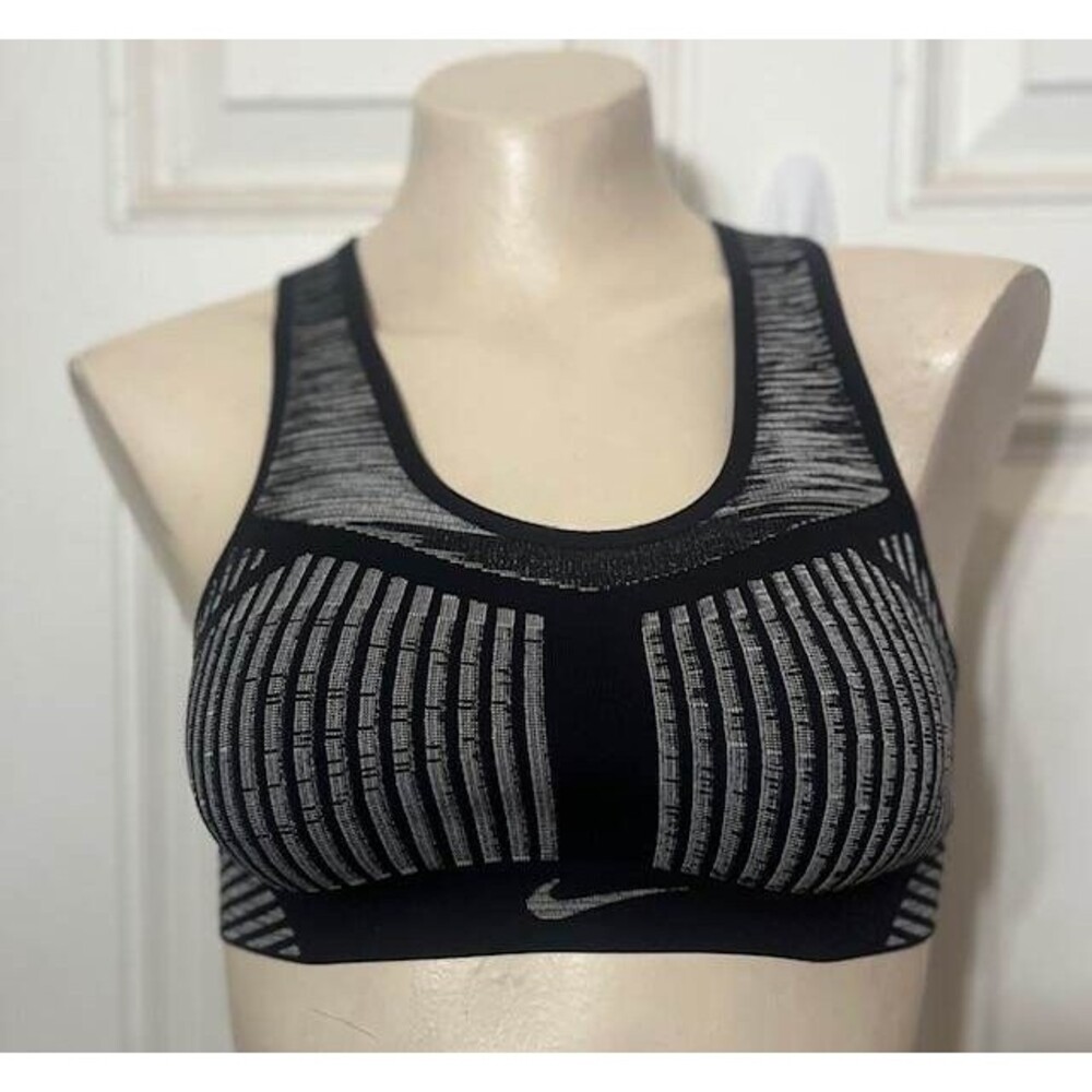 Nike FE/NOM Flyknit Women's XS High-Support Non-Padded Sports Bra AJ4047-014